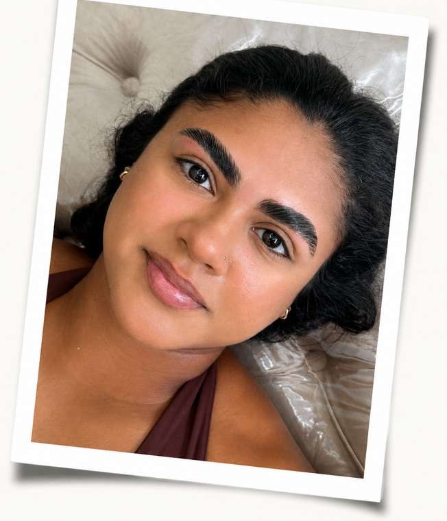 Design de sobrancelhas com henna